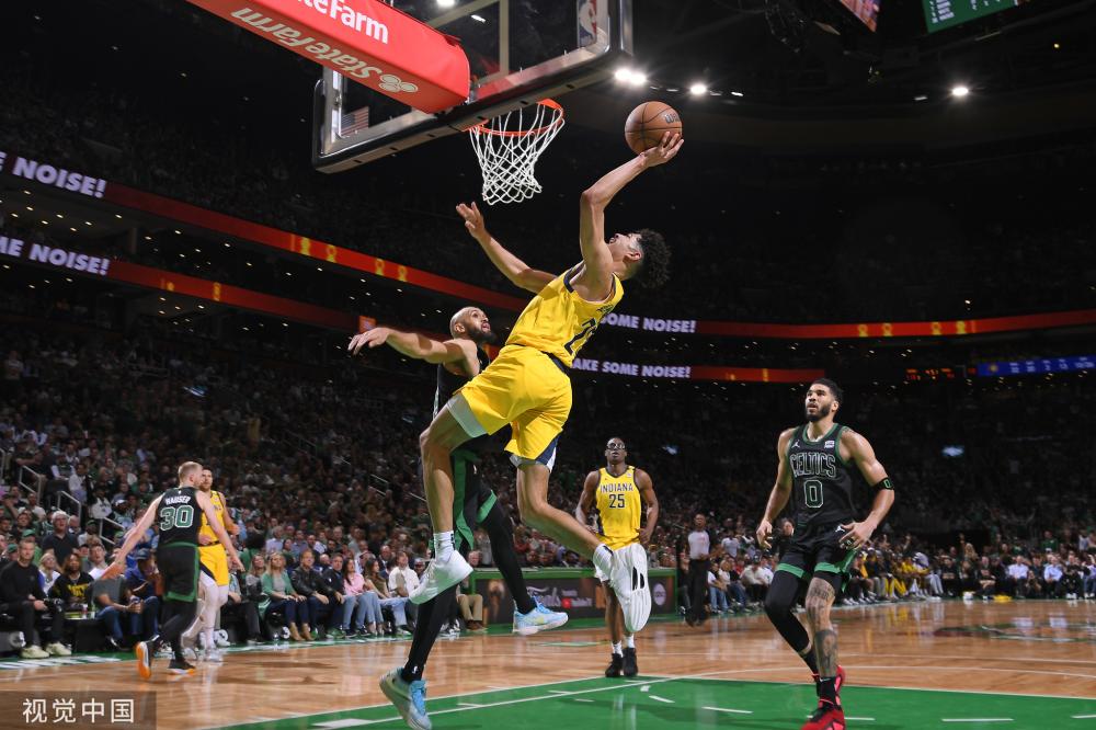 推动足球产 推动足球产