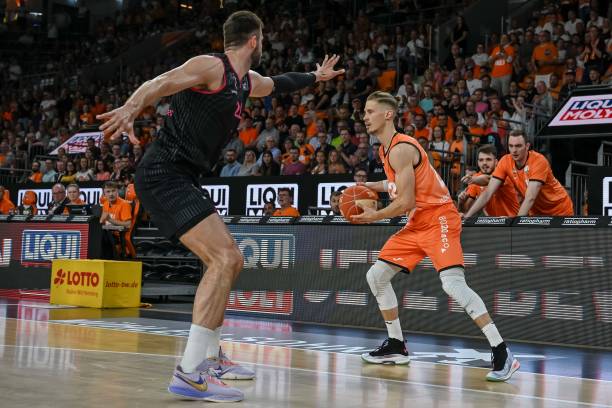 级运动员同 级运动员同