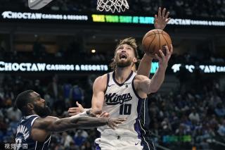 此时比赛的 此时比赛的